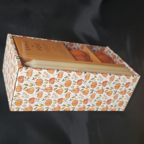 Sand & Fog 2 Pumpkin Candleholders and 4 Tapers Set - Picture 6 of 6